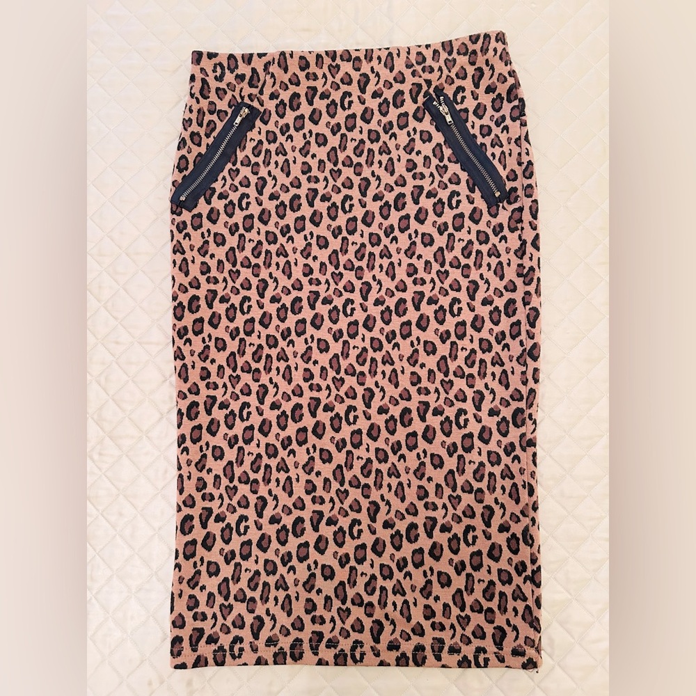 Valia high waist leopard pencil skirt with front zipper detail